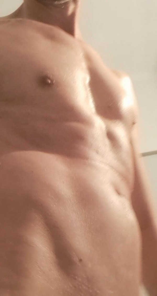 Soy chico guapo masajista erotico y tantrico.. lanzarote