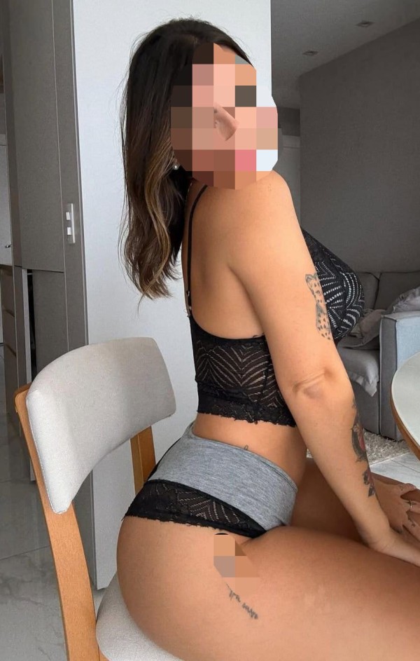 Brenda Canaria  recién llegado todo un volcán