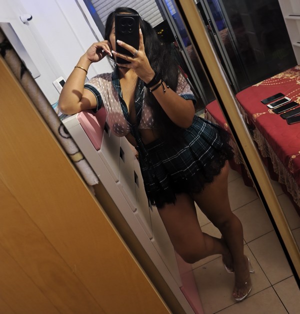 Natalya – Placer y complicidad en Girona FIESTERA!