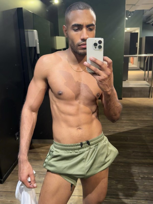 Sexy Chocolate Latino