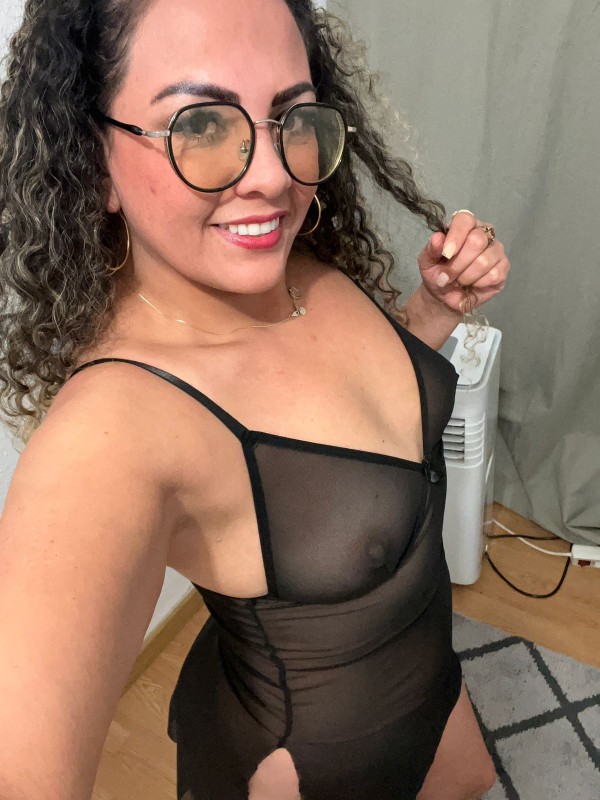 COLOMBIANA SENSUAL E IMPLICADA