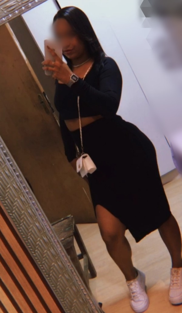 ANA MASAJISTA EROTICA DESPLAZAMIENTO CITA PREVIA