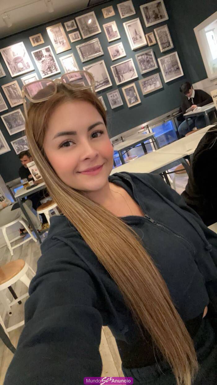 COLOMBIANA CACHONDA A LA ESPERA DE TI FIESTERA