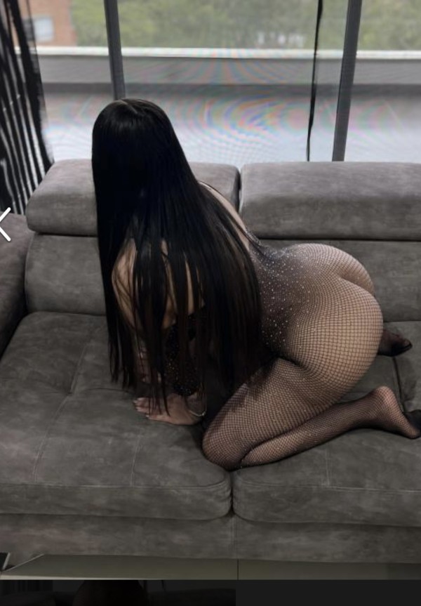 MORENA MUY RICA EN TU CIUDAD PAMPLONA FOGOZA A TOPE