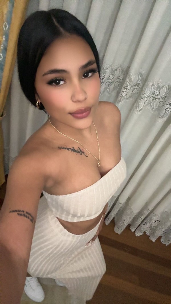 NOVEDAD NIÑA CALIENTE VIGO LLAMAME