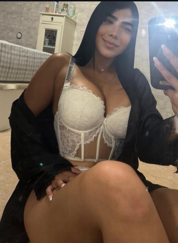 Parque sol.   Trato de novios