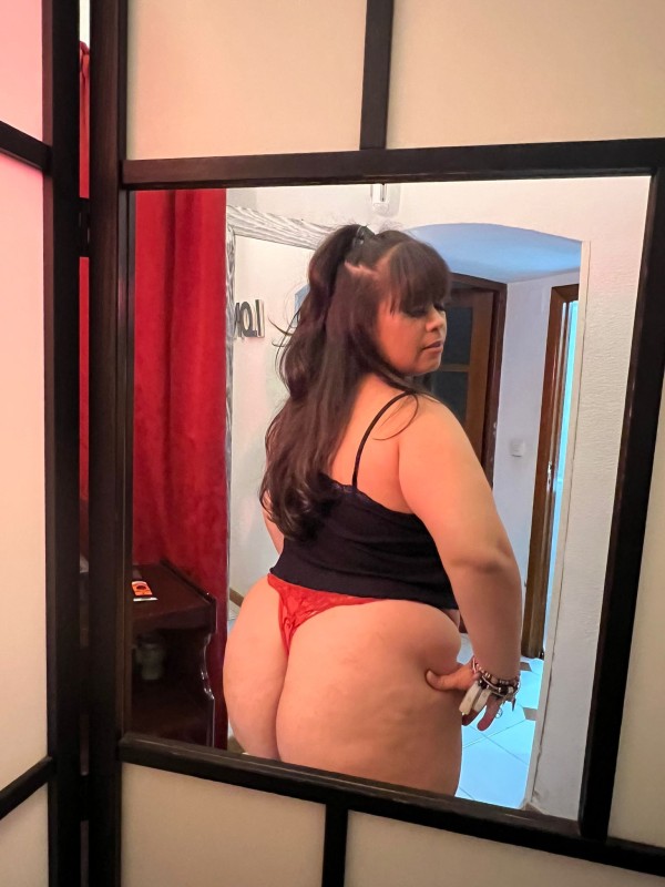 Novedad de vuelta en  Almería por pocos días Deliciosa Gordita sabrosa