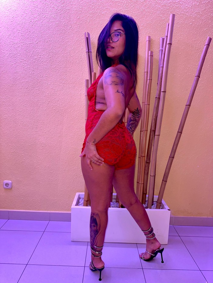 Me gusta jugar, provocar y darte placer