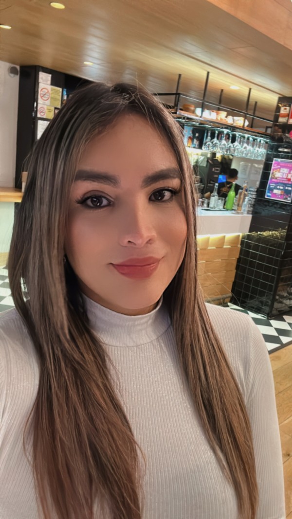 OJO CON LOS TÍOS CON PELUCAS YO 22SOY ORIGINAL Y SOY.VERDADERAMENTE