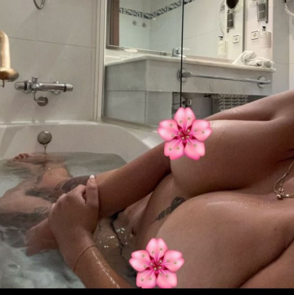 NOVEDAD SCORT COLOMBIANA ARDIENTE EN VITORIA