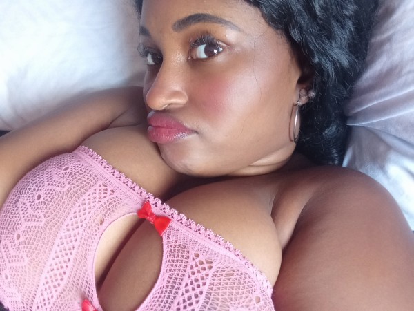 Chanel chica sexy culona