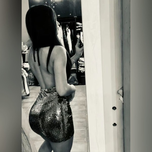 Bella brasileña novedad en león