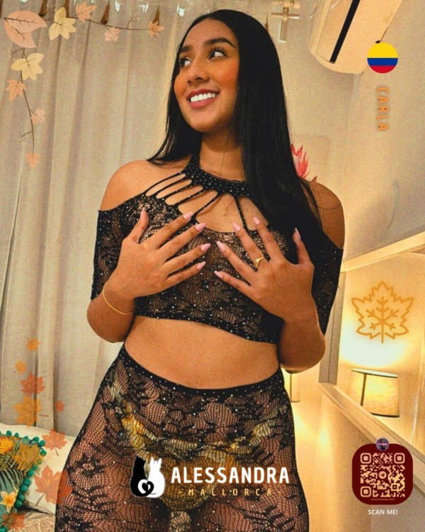 AVAILABLE INDOOR & OUTDOOR – PALMA DE MALLORCA. GOOD GIRL