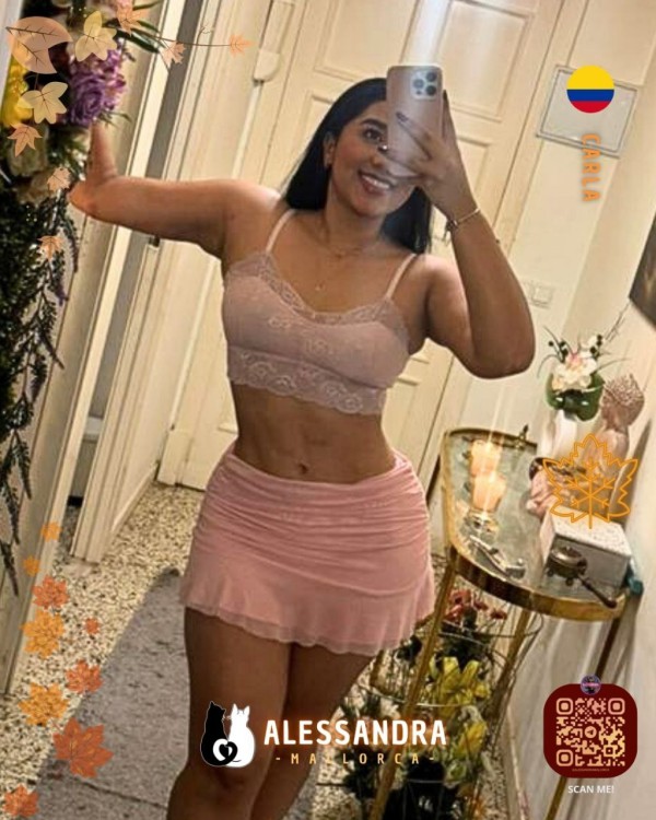 AVAILABLE INDOOR & OUTDOOR – PALMA DE MALLORCA. GOOD GIRL