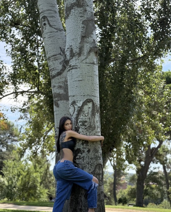 INSACIABLE ARDIENTE Y MUY LECHERA CON FULL ERECCIÓN VERSÁTIL FLACATETONA