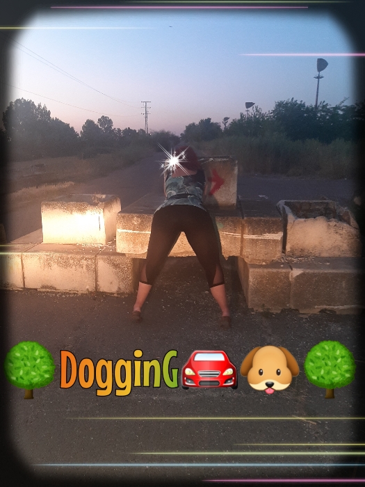 Pareja exibicionista y Nudista