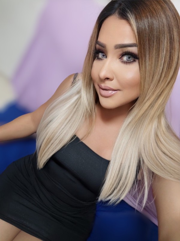 NOVEDAD EXPERTA fiestera cariñosa no apto cardíacos