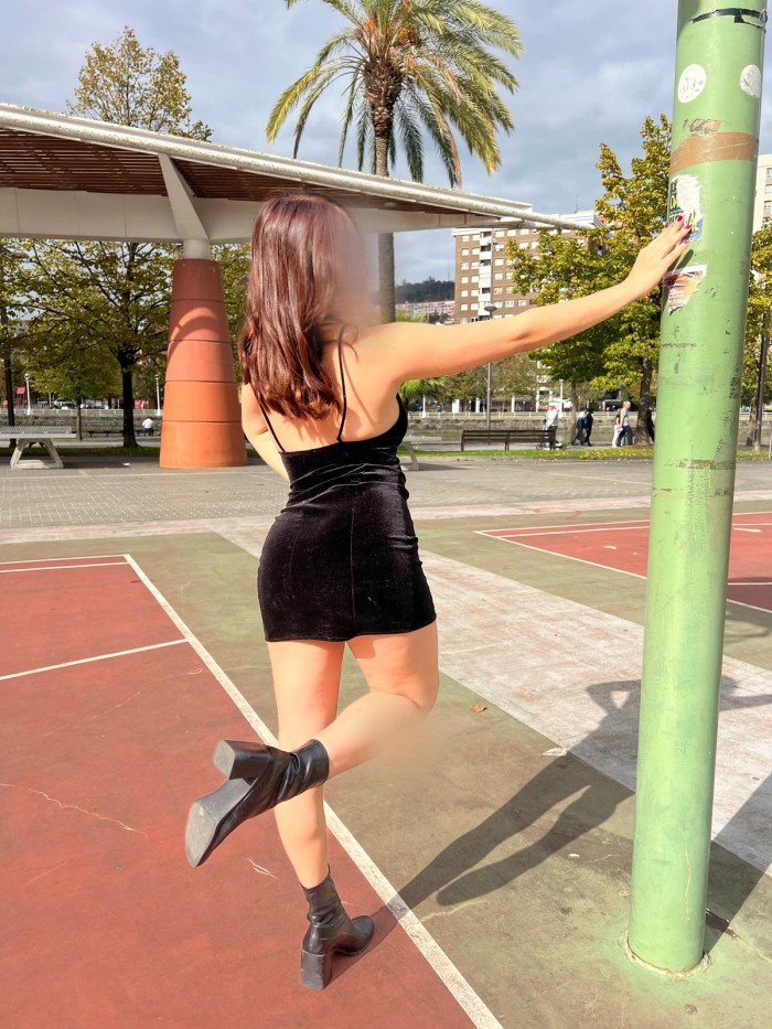 ESPAÑOLA 22 AÑOS JOVEN MUY SENSUAL