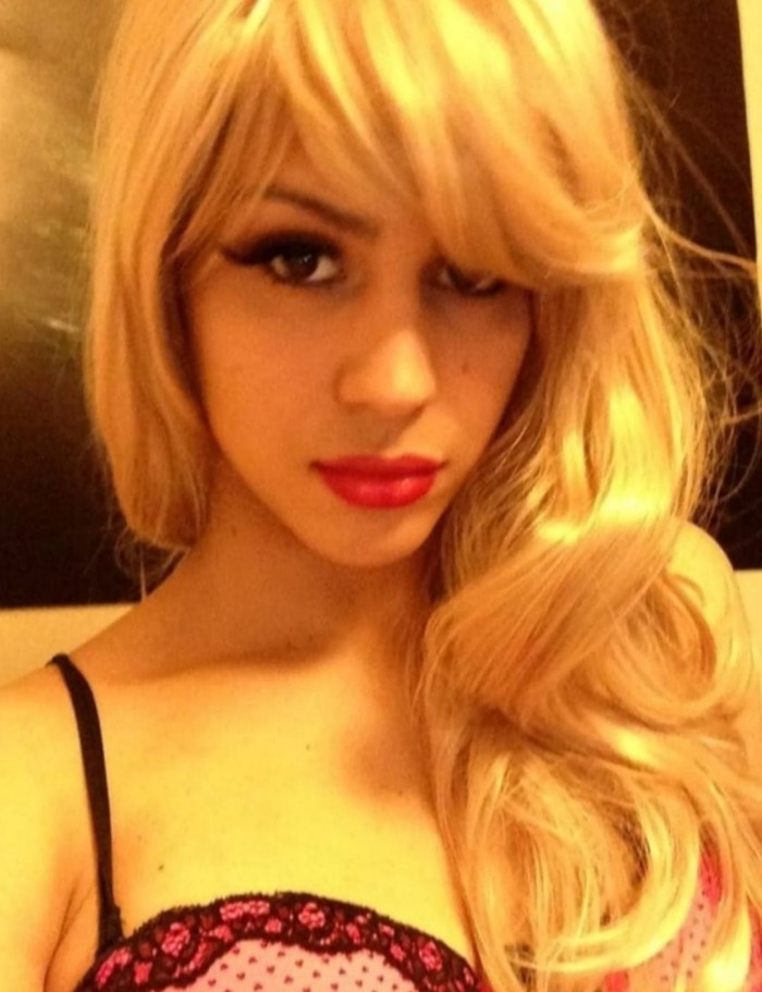 Quieres una garganta profunda en tu rabo bien rica