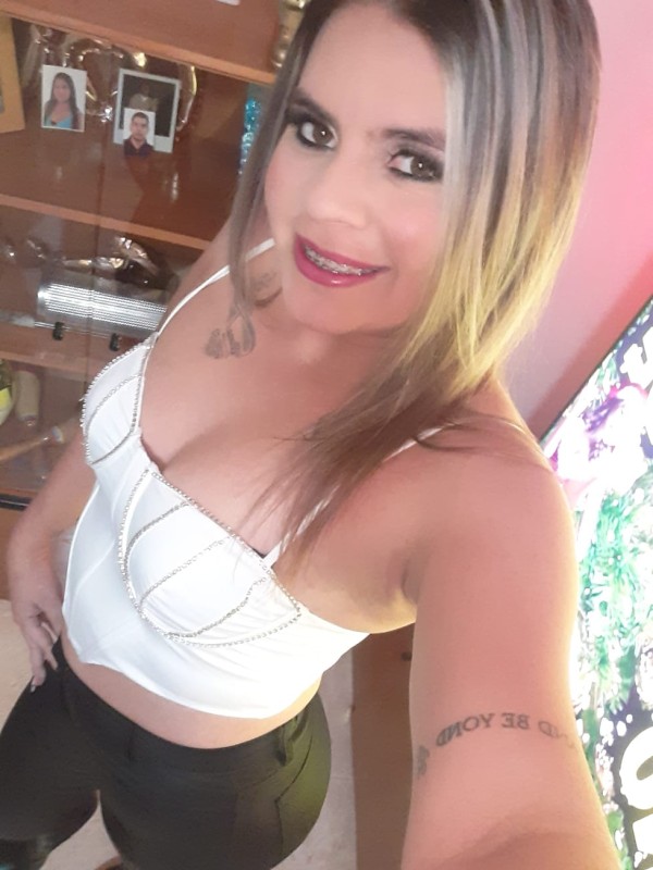 Exquisita madura rubia todo terreno salidas gandia 24 h