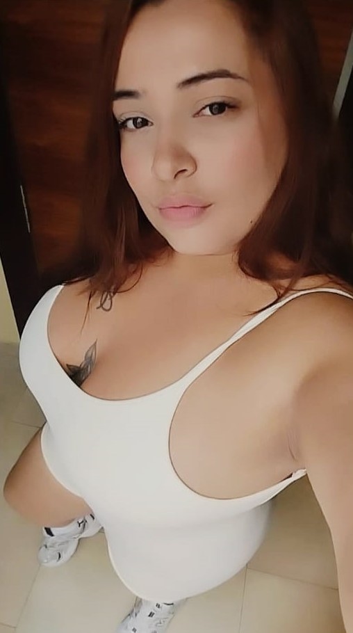 LATINA FIESTERA Y ORGASMICA DISPUESTA A CUMLIR FAN