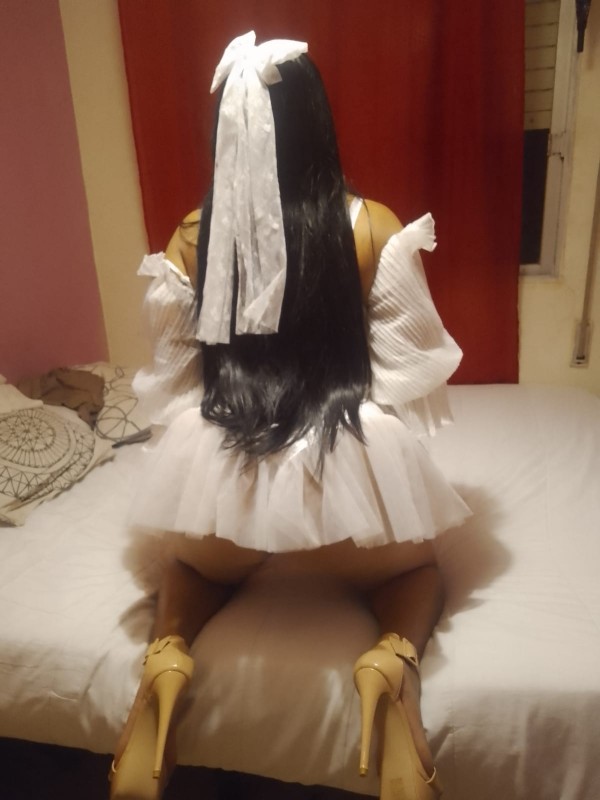 Cubana fiestera por tu ciudad