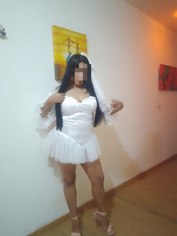 Cubana fiestera por tu ciudad