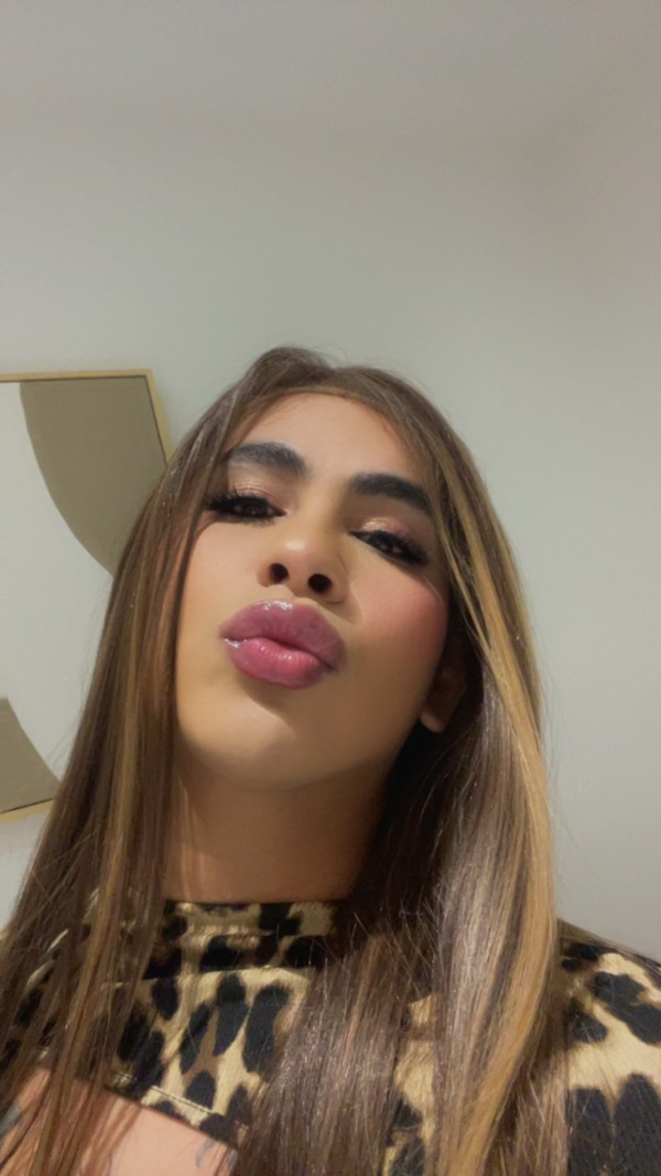 Soy una puticA complaciente en todo contáctame