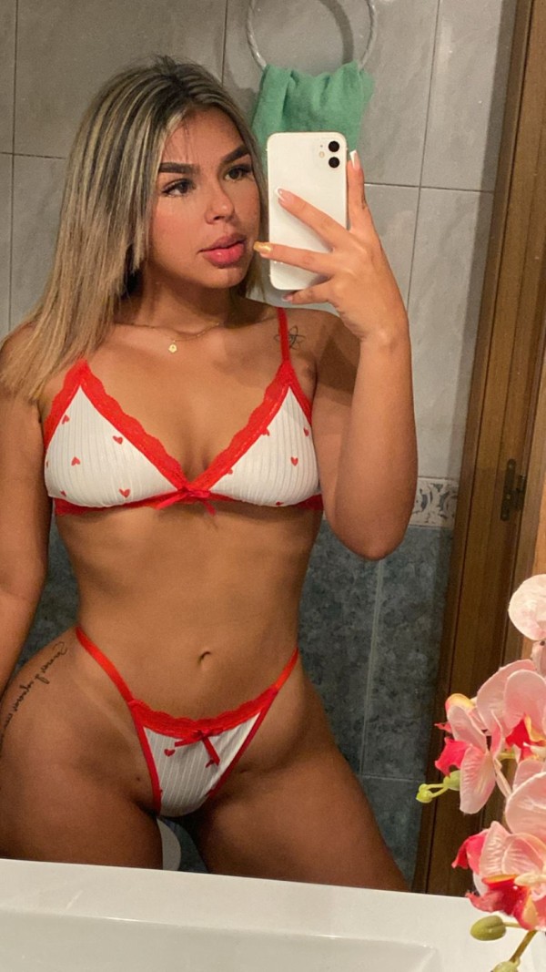 VEN Y DISFRUTA DE MI EXQUISITO CUERPO!!!