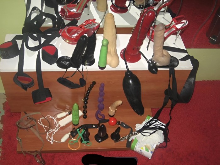 TRANSFORMISMO CON JUEGOS EROTICOS Y MUCHA FIESTA