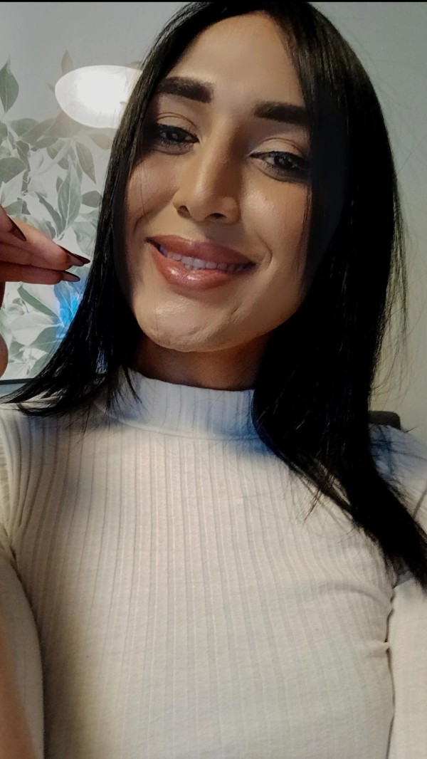 Elisa 631102627…..(video llamas ) y presencial