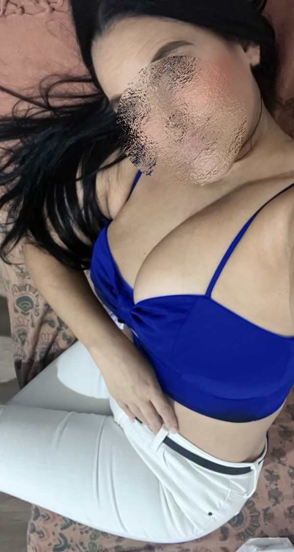Masajista súper implicada y seductora