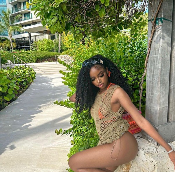 Hola amor soy luna recién llegada a Murcia