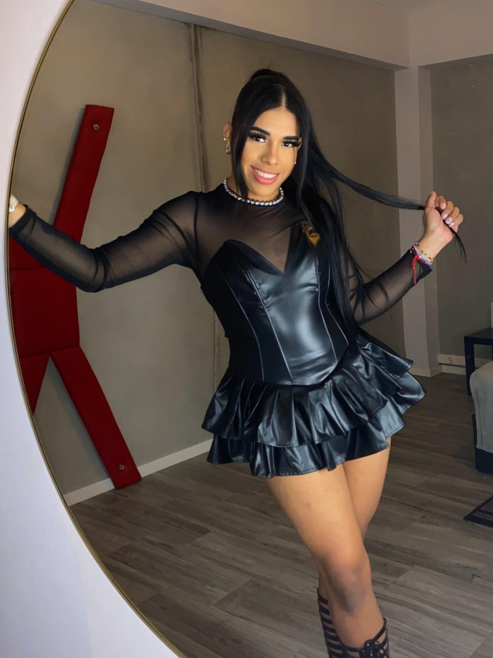 Chica Trans super femenina activa y pasiva 19cm
