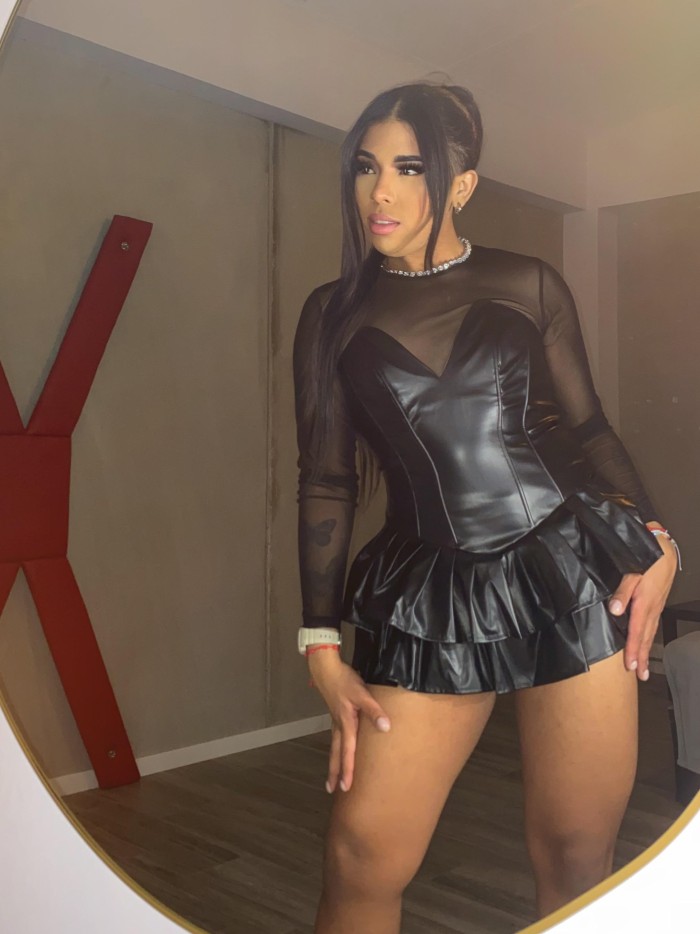 Chica Trans super femenina activa y pasiva 19cm