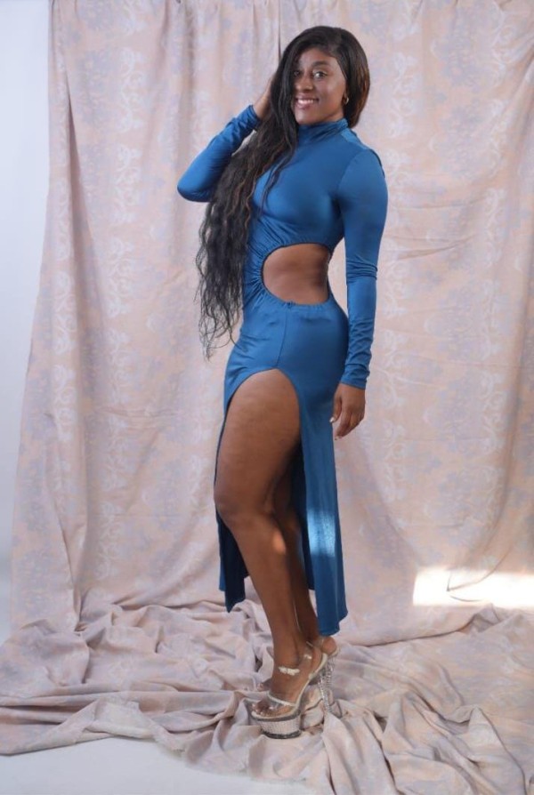 Mulata dispuesta a lo que propongas