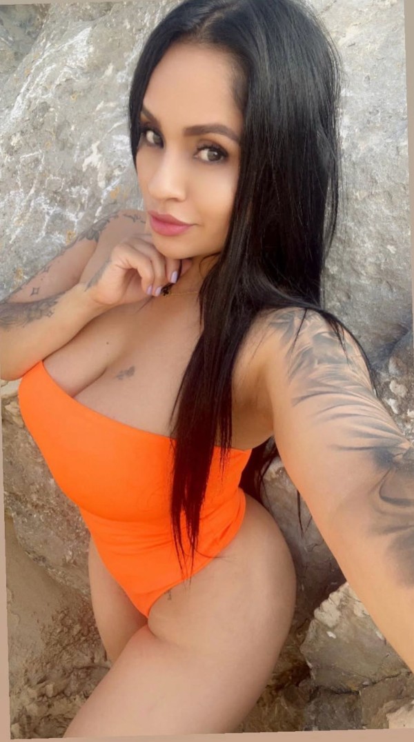 EXCLUSIVA Y AUTENTICA BELLEZA COLOMBIANA EN SANTANDER