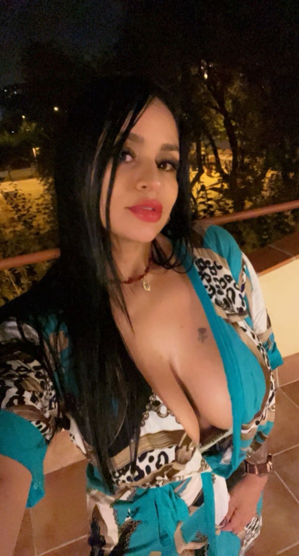 EXCLUSIVA Y AUTENTICA BELLEZA COLOMBIANA EN SANTANDER