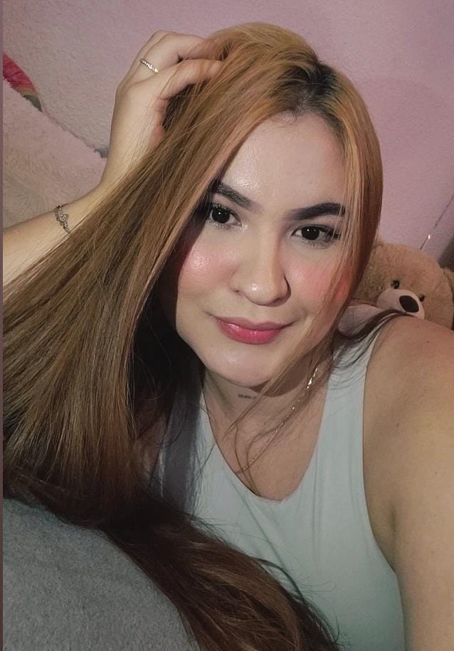 SAMANTHA TRATO DE NOVIOS Y FRANCÉS NATURAL