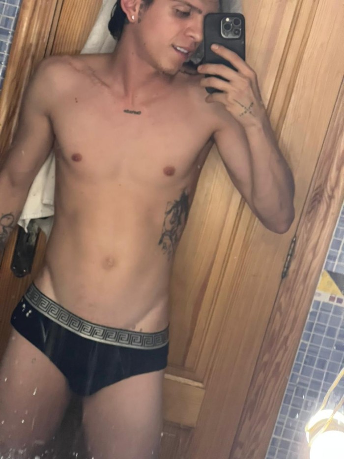 MASCULINO Y DOTADO PARA QUE DISFRUTEMOS A TOPE