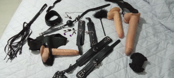 ZORRA VICIOSA Y JUGUETONA ADICTA AL SEXO GUARRO