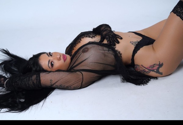 Tierna colombiana por palma