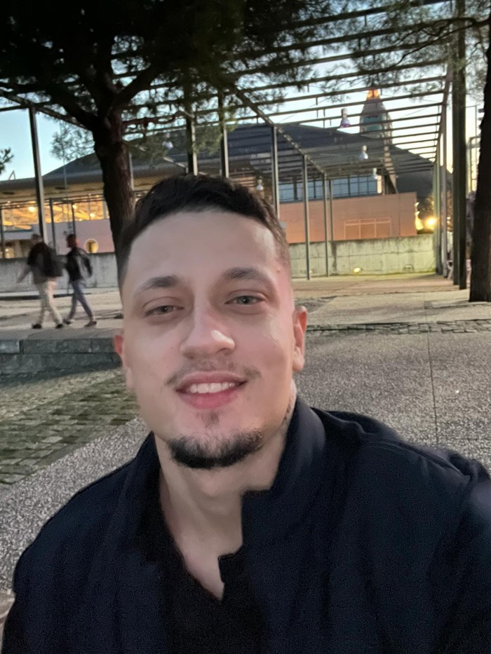 Hola soy brayan novidad en figueres dispo 24horas