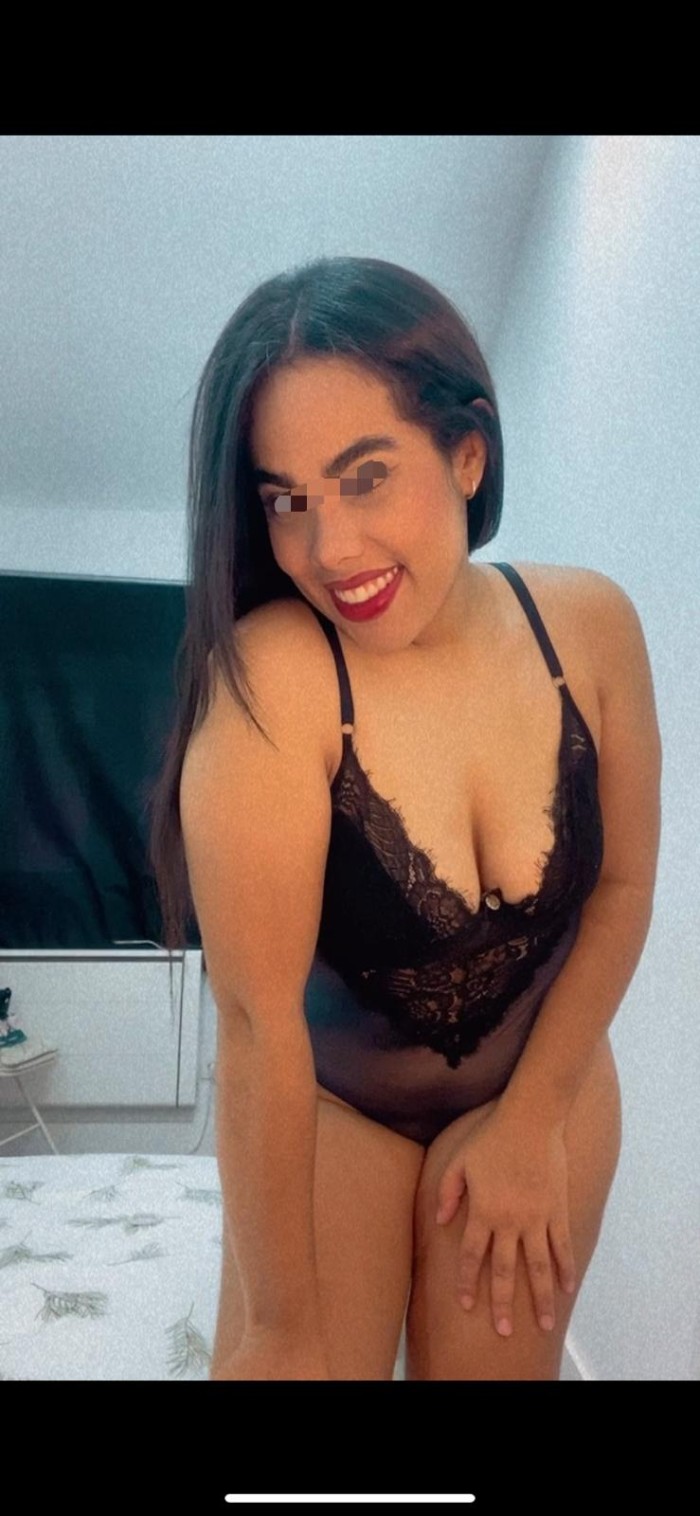 JOVENCITA GUAPA MUY BUENA COMPAÑIA