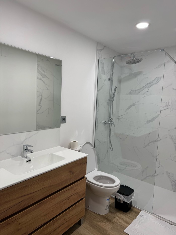 HABITACION CON BAÑO PRIVADO PLAZA ESPAÑA