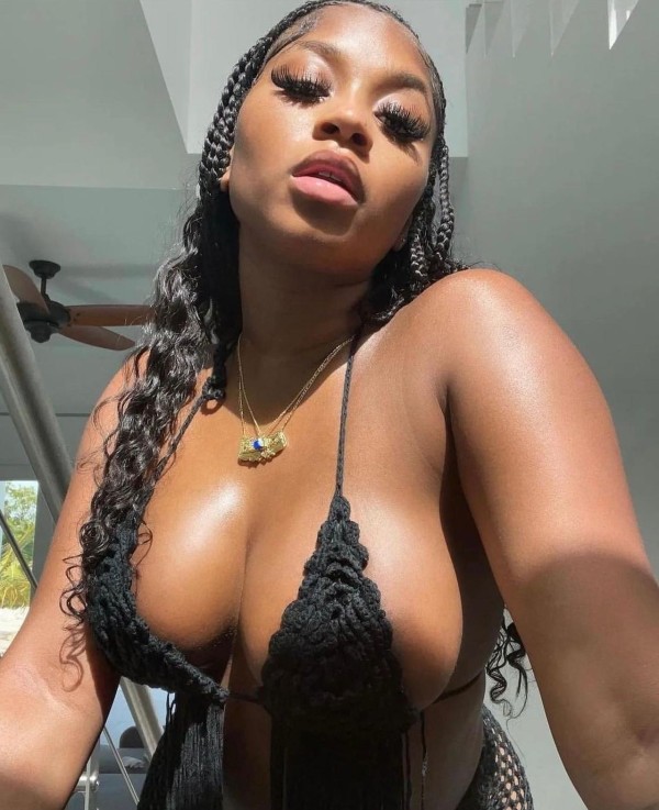 Soy una niña súper implicada fotos reales trato de novio Apart vert