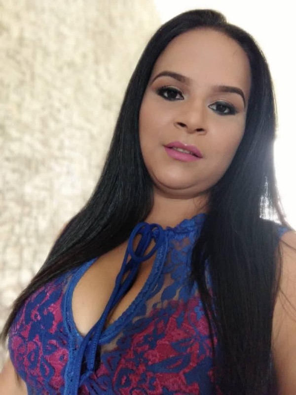 Latina fiestera reina del francés