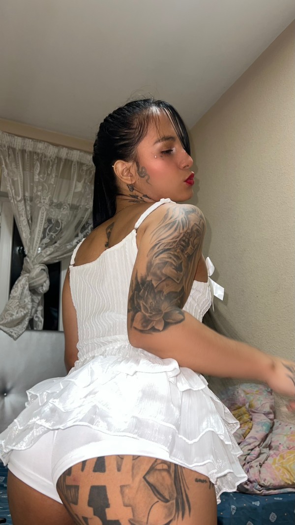 BRIANNA COLOMBIANA DE VUELTA MUY ARDIENTE