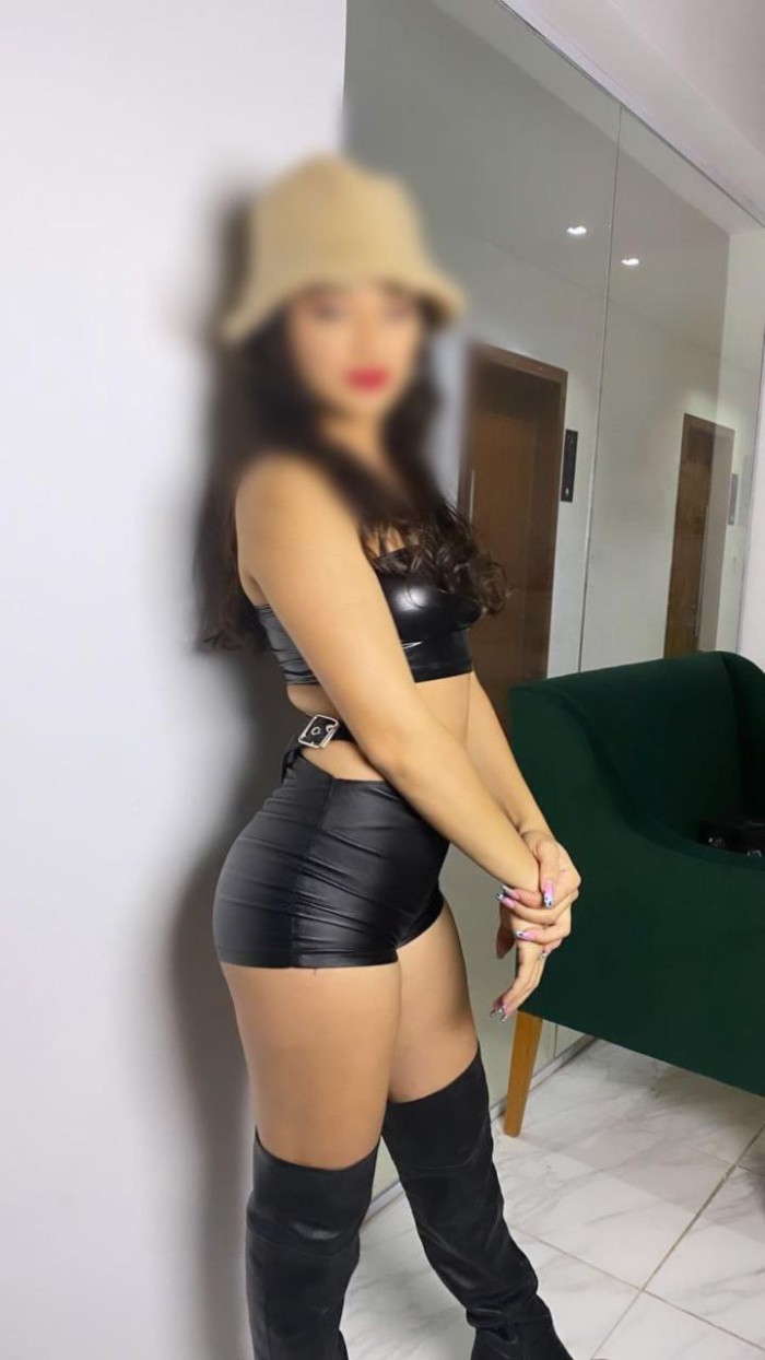 PARAGUAYA JUGUETONA MUY GUAPA DELGADA SEXY