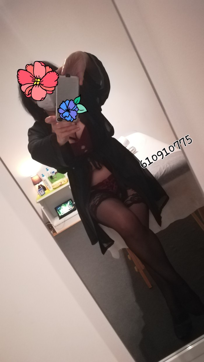 ESPAÑOLA MADURITA ATRACTIVA. SUPERMASAJEX